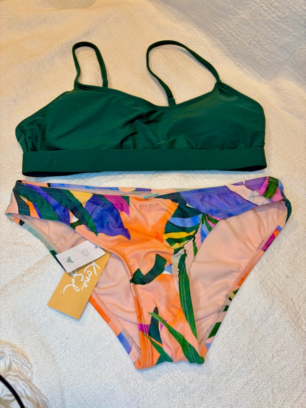 NEW 2 piece Tropical Bikjni Set ( mix & match ) Kona Sol - size s/ m